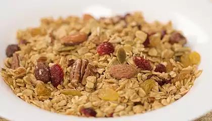 Breakfast Fruit and Nut Granola