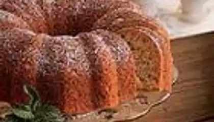 Bananas 'n Cream Bundt Cake