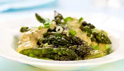 Grilled Asparagus with Asian Peanut Sauce