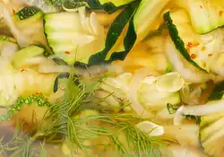 Quick Zucchini Party Pickles