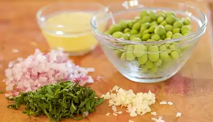 Skillet Peas with Red Onion and Mint