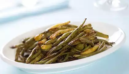 Parmesan, Paprika, and Herbs Roasted Green Beans