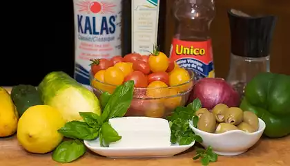 Greek Salad with Peppers