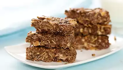 Double Almond and Chocolate Granola Bars