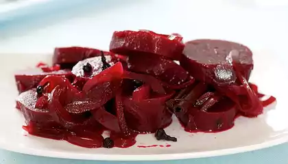 Quick and Easy Pickled Beets