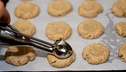 Almond Thumbprint Cookies (Low Fat, Low Calorie)