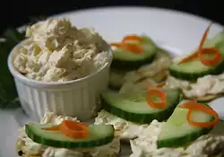 Earth Family Roasted Garlic Pineapple Dip