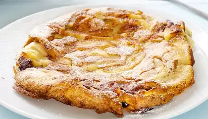 Apfelpfannkuchen (German Apple Pancakes)