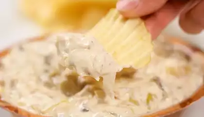 Superbowl Ultimate French Onion Dip