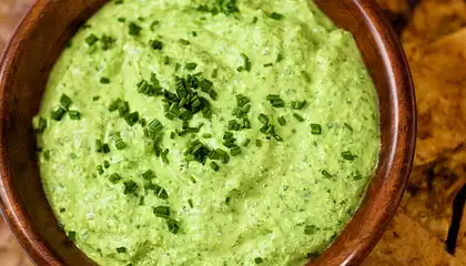 Creamy Superbowl Spinach Dip 