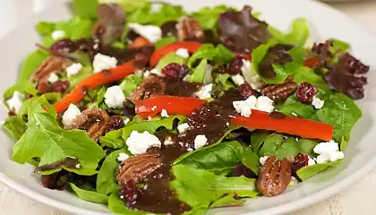 Mixed Green Salad with Pecans, Goat Cheese And Honey Mustard Vinaigrette