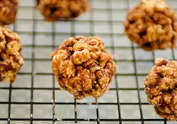 Mexican Chocolate and Spiced Christmas Popcorn Balls with Cinnamon Sugar