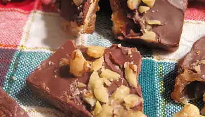 Saltine Candy with Chocolate and Nuts