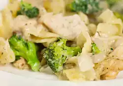 Broccoli, Chicken and Noodle Casserole