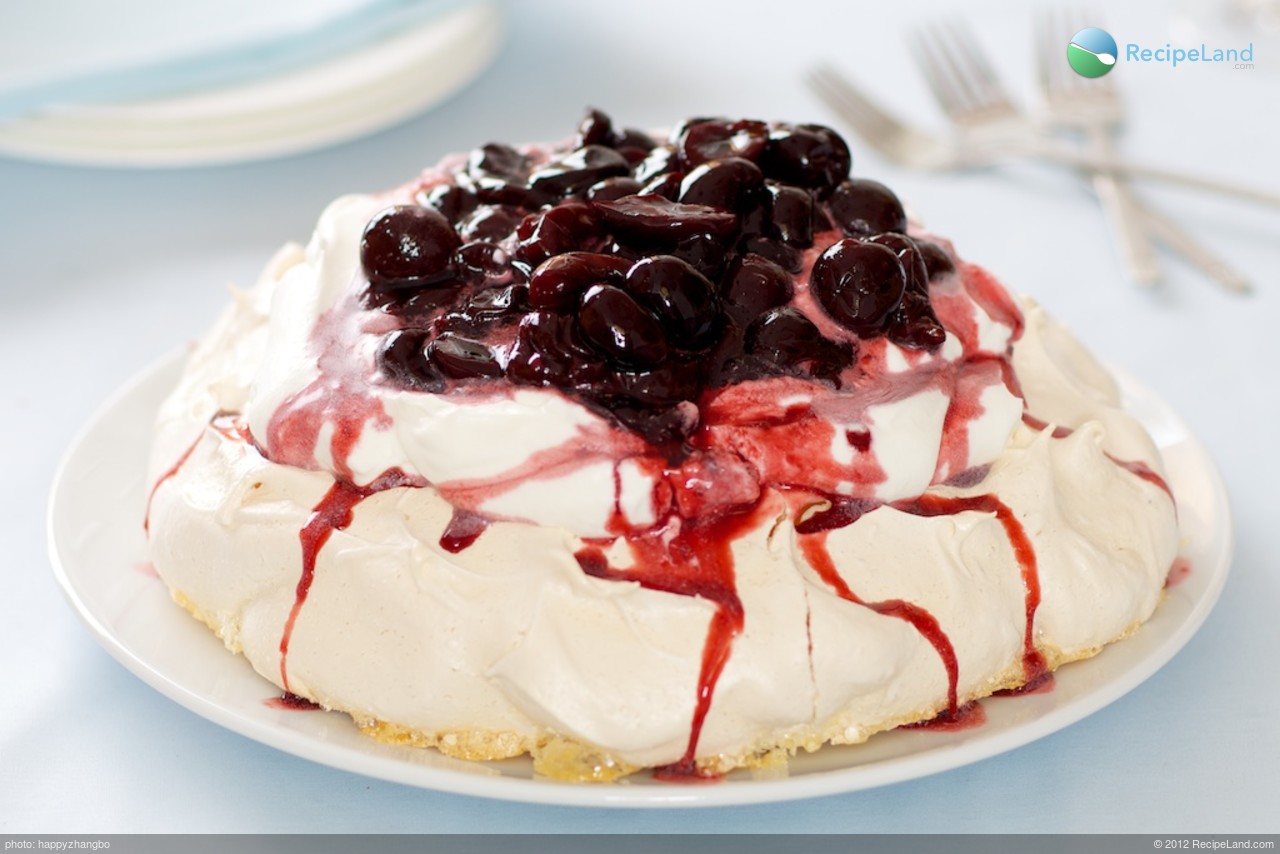 cherrypavlova.jpg