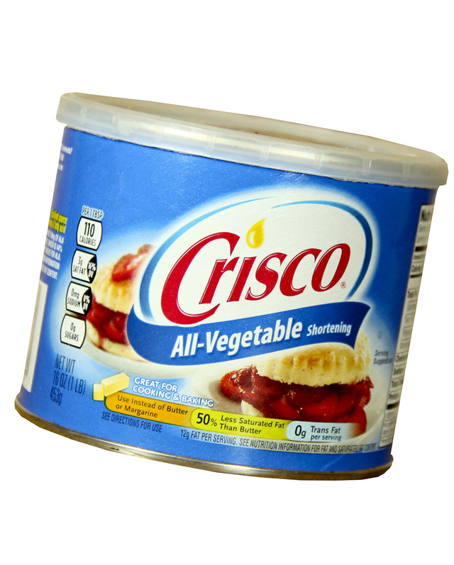 Container of Crisco vegetable shortening
