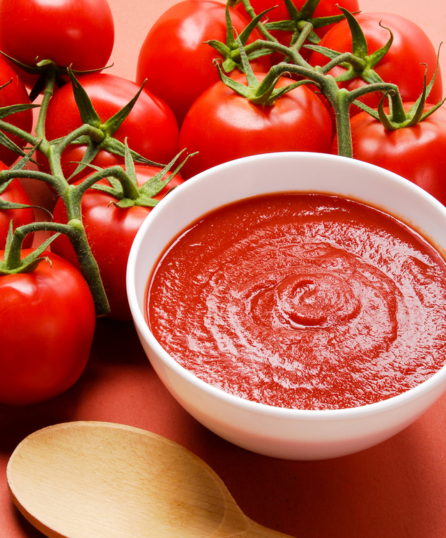 fresh tomato passata