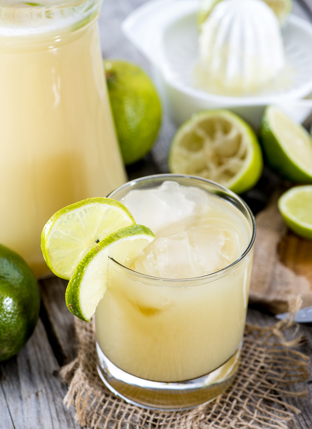 Lime juice: about, nutrition data, where found and 1026 ...