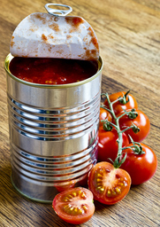 tin of canned tomatoes