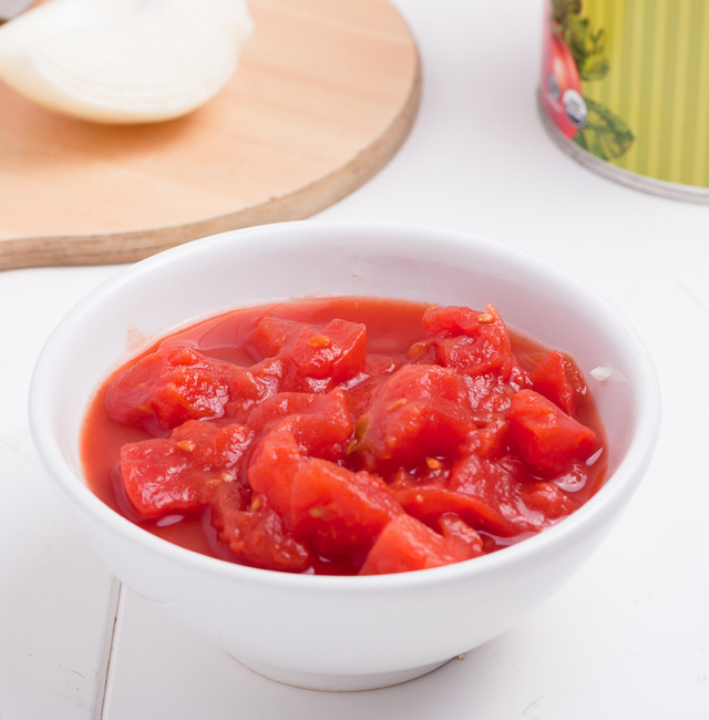canned tomatoes with juice